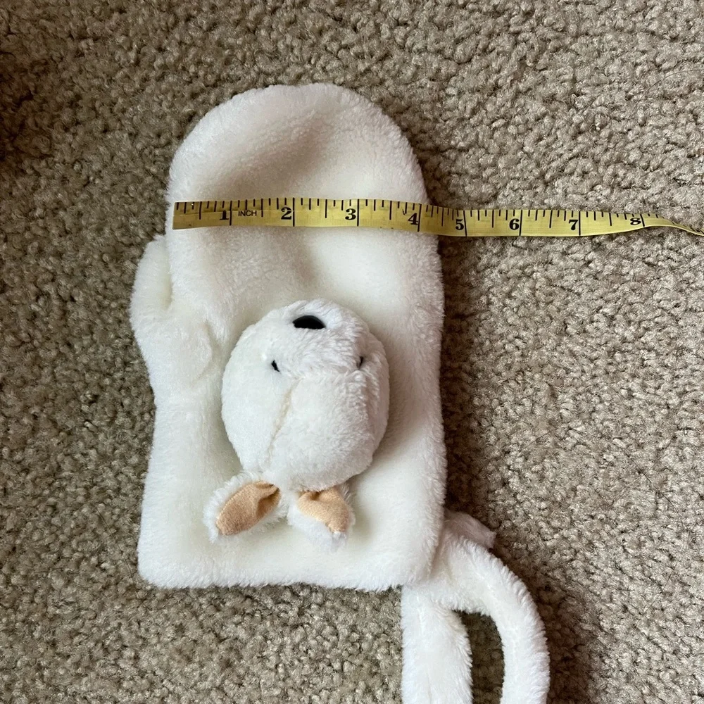 NWOT - Mashimaro rabbit mittens gloves- white